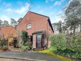 25, Woodpecker Close, Bordon GU35 0UR