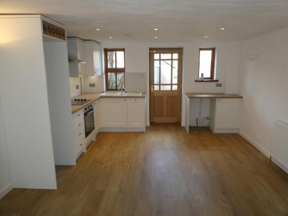 kitchen lounge