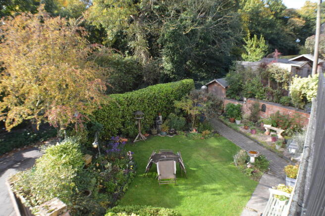 Photo 9
