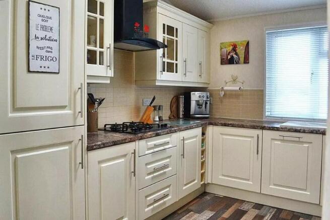 2 bed Lodge for sale Image 5