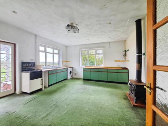 Wain Lee, Harriseahead, Stoke-On-Trent photo 4