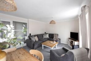 5, Manor Court, Church Street, Pulborough RH20 4LH