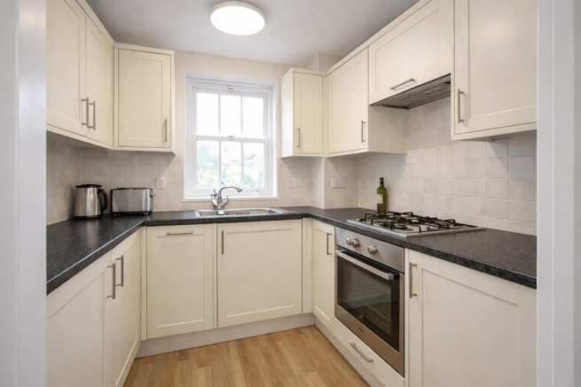 1b, 241-243 baker street 2 03.02 .png