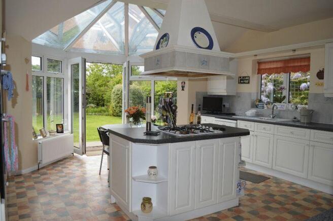 DINING KITCHEN
