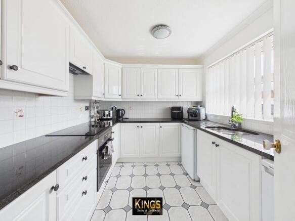 3 bed Detached for sale Image 5