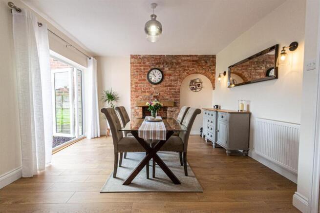 Dining Room / Sitting Room
