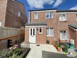 109, Tasker Way, Haverfordwest SA61 1FE