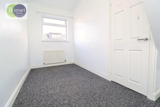 3 bed Terraced to rent Image 6