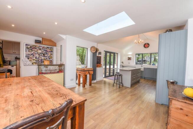 Kitchen diner