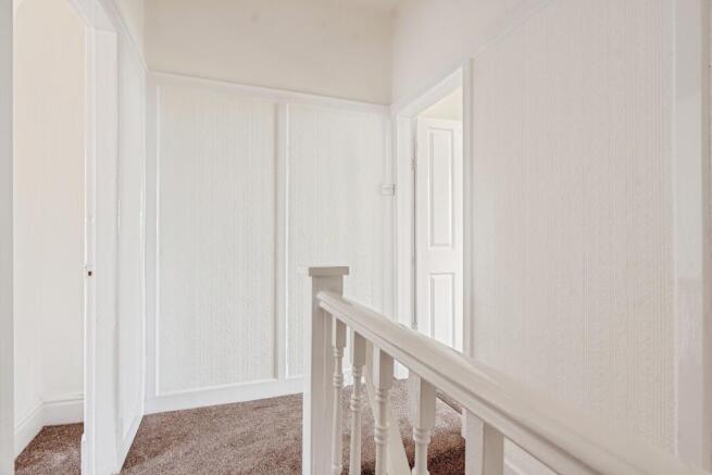 2 bed Terraced for sale Image 8