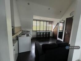 Flat A, 451, Chiswick High Road, Chiswick, London W4 4AU