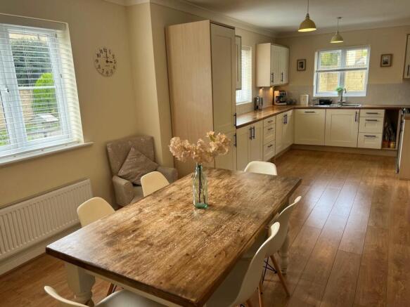 Kitchen/Dining Room