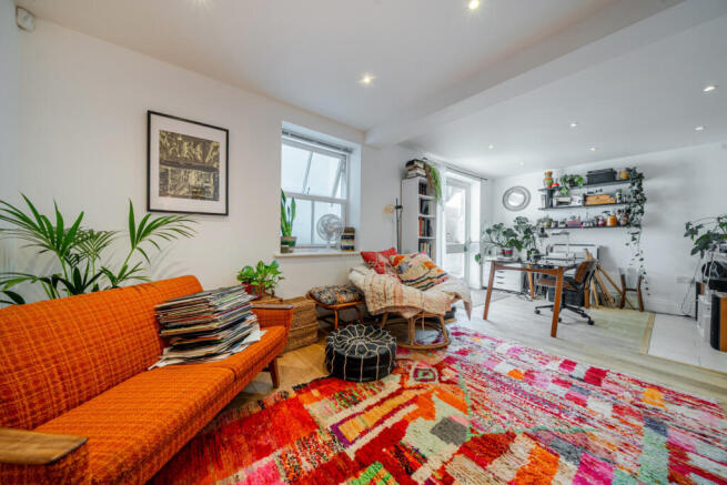 1432327-3-69ce2dc...