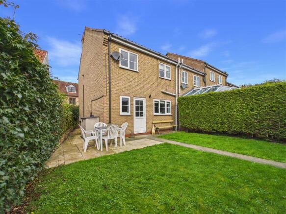3 bed Mews for sale Image 10