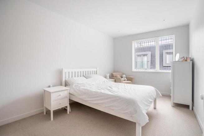 2 bed Apartment for sale Image 9