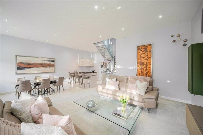 3 bed Terraced for sale Image 6