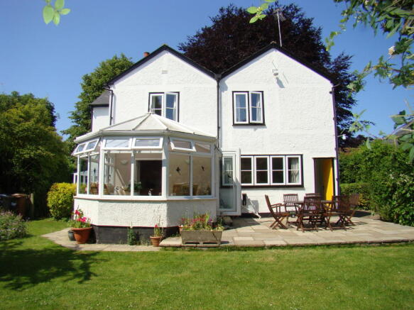Rear Aspect