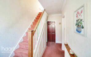 95, Chase Way, Southgate, London N14 5DY