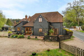 The Barn, Coxtie Green Road, Pilgrims Hatch, South Weald CM14 5RP