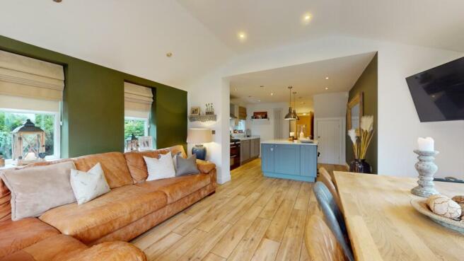 KITCHEN/DINING/FAMILY ROOM