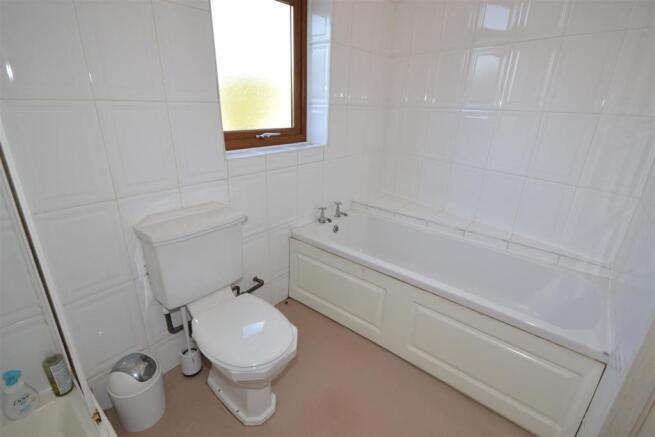 Good Sized Bathroom