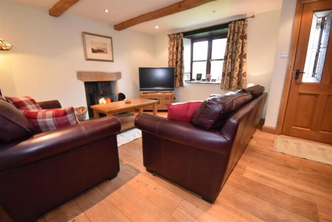 Lounge-Dining Room