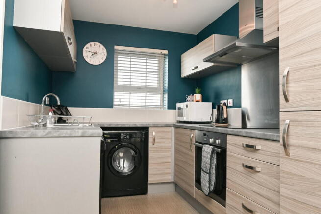 3 bed Town House for sale Image 4