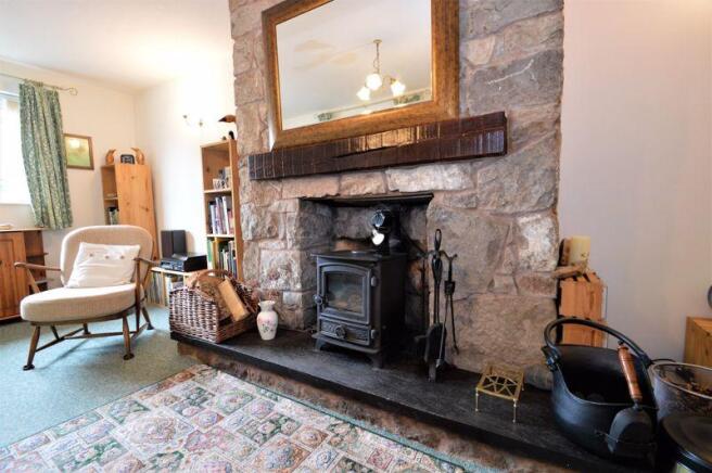 FIREPLACE TO L...