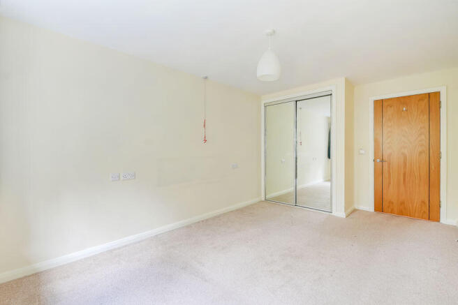 2 bed Apartment for sale Image 10