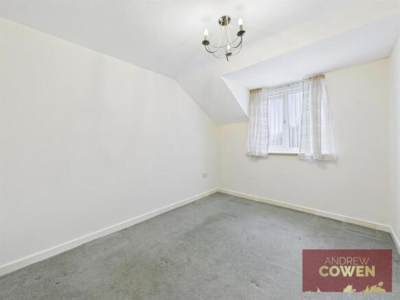 2 bed Flat for sale Image 10
