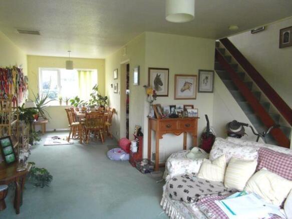 Lounge/Dining Room