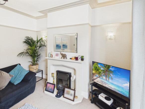 2 bed Terraced for sale Image 4
