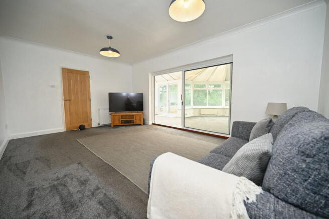 4 bed Detached for sale Image 5