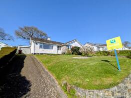 37, Springfield Park, Falmouth TR11 5SJ