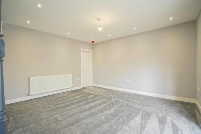 3 bed Semi-Detached for sale Image 8