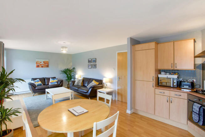 Kitchen dining