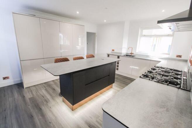 Kitchen/Breakf...
