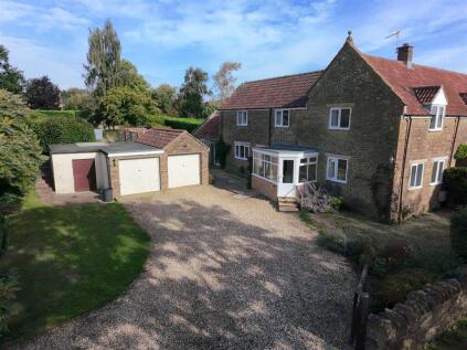 Beadon Lane, Merriott - GENEROUS GARDENS
