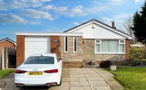 11, Kilner Close, Bury BL9 8AD