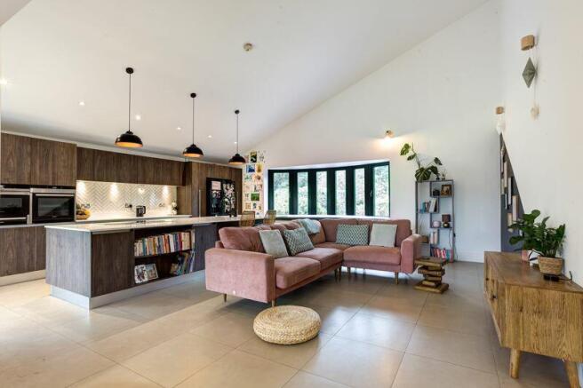 OPEN PLAN LIVING KITCHEN