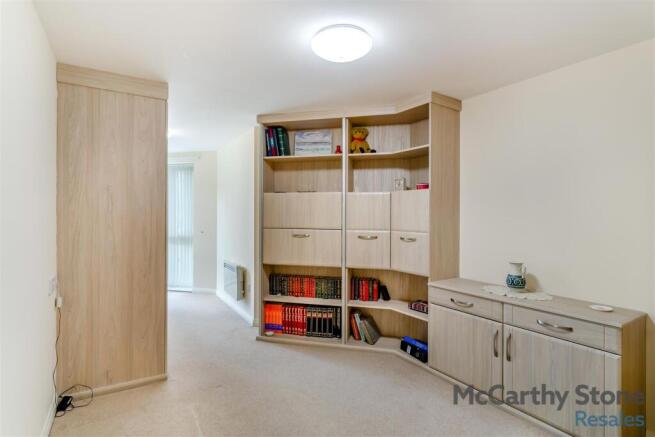 2 bed Apartment for sale Image 11