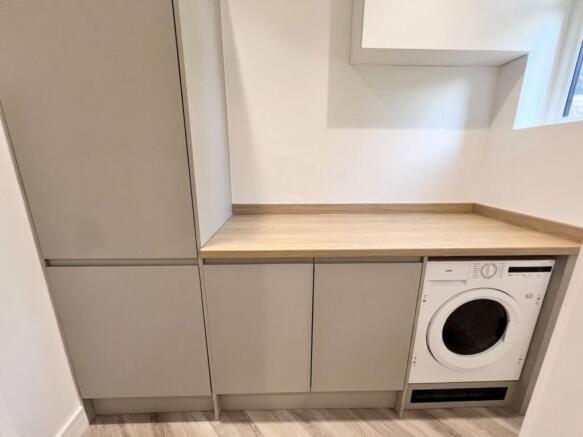 3 bed End of Terrace to rent Image 7