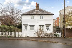 10, Lintons Lane, Epsom KT17 1DD
