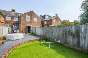 193, London Road, Hailsham BN27 3AP