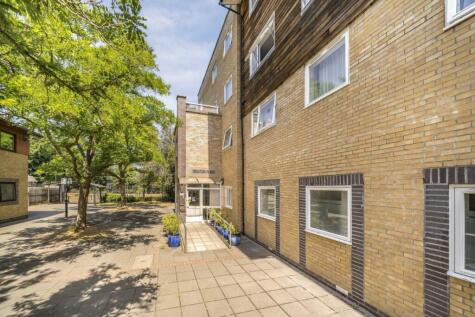 Macmillan Way, Tooting