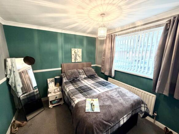 3 bed Semi-Detached for sale Image 9