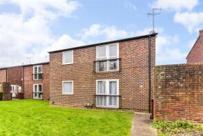 38, Croft Mead, Chichester PO19 6RW