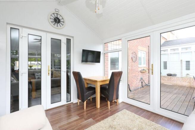 4 bed Detached for sale Image 7