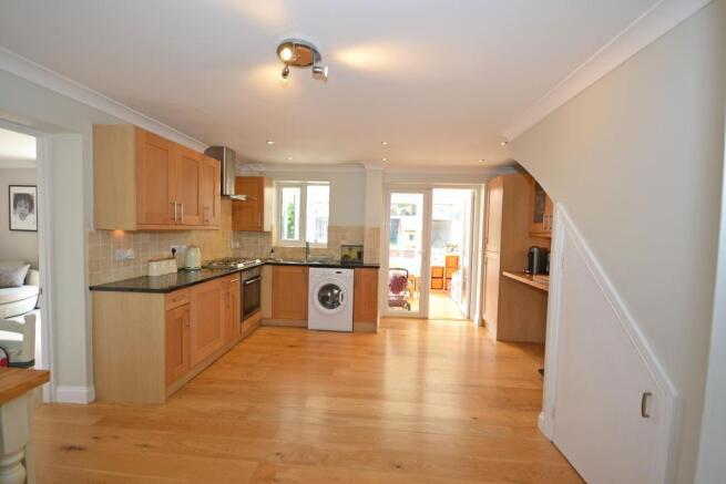 Kitchen/Dining Area
