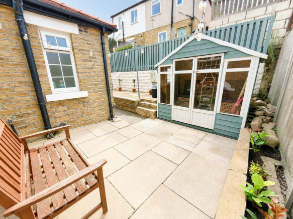 2 bed Bungalow for sale Image 11